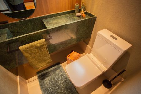 Apartamento à venda com 107m², 2 quartos e 2 vagasLAVABO