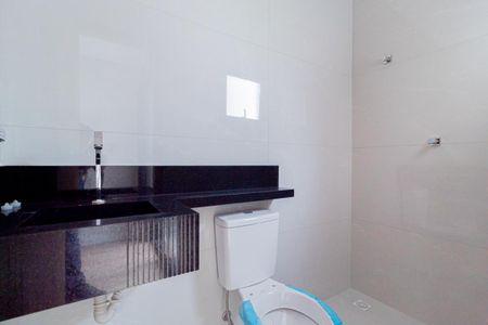 Casa à venda com 150m², 3 quartos e 3 vagas Casa à venda com 150m², 3 quartos e 3 vagasBanheiro da Suite 3