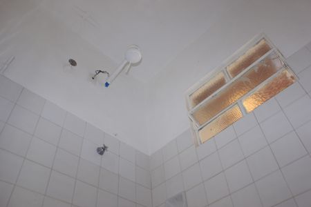 Casa à venda com 93m², 4 quartos e 1 vagaBanheiro (casa 2)