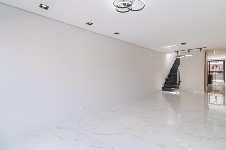 Sala de casa à venda com 3 quartos, 150m² em Vila Salete, São Paulo