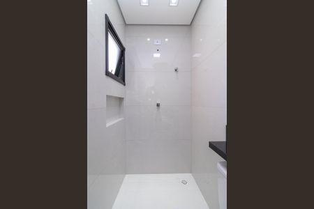 Casa à venda com 150m², 3 quartos e 3 vagasBanheiro da Suíte 1