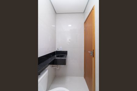 Casa à venda com 150m², 3 quartos e 3 vagasBanheiro da Suíte 1