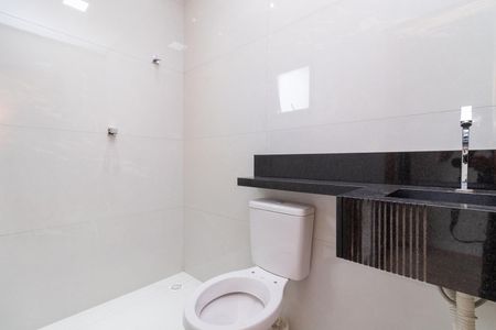 Casa à venda com 150m², 3 quartos e 3 vagasBanheiro da Suíte 1