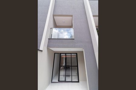 Casa à venda com 150m², 3 quartos e 3 vagasFachada