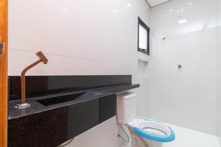 Casa à venda com 150m², 3 quartos e 3 vagasBanheiro da Suíte 2