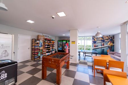 Apartamento à venda com 62m², 2 quartos e 1 vagaÁrea comum 