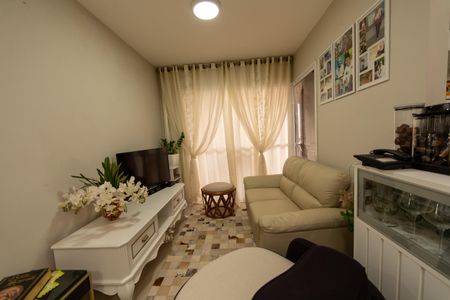 Apartamento à venda com 62m², 2 quartos e 1 vagaSala