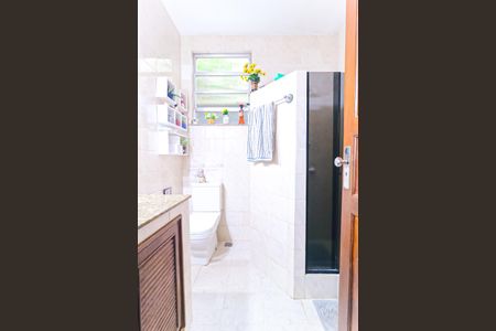 Casa de condomínio à venda com 102m², 4 quartos e 1 vaga Casa de condomínio à venda com 102m², 4 quartos e 1 vagaBanheiro