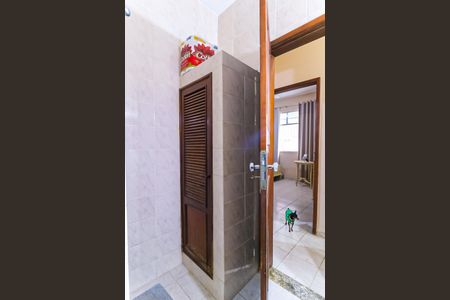 Casa de condomínio à venda com 102m², 4 quartos e 1 vaga Casa de condomínio à venda com 102m², 4 quartos e 1 vagaBanheiro