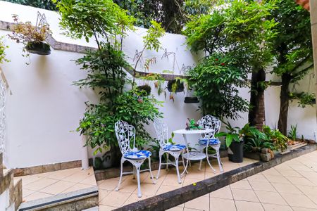 Casa de condomínio à venda com 102m², 4 quartos e 1 vaga Casa de condomínio à venda com 102m², 4 quartos e 1 vagaÁrea de Serviço