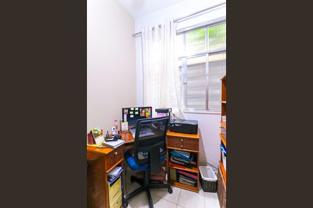 Casa de condomínio à venda com 102m², 4 quartos e 1 vaga Casa de condomínio à venda com 102m², 4 quartos e 1 vagaQuarto reversível