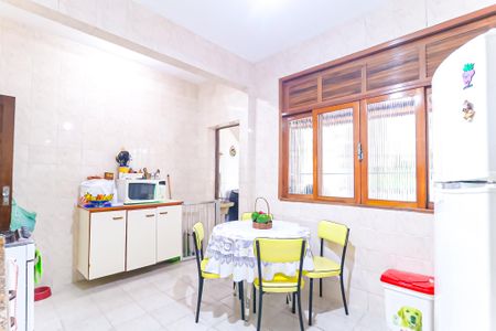 Casa de condomínio à venda com 102m², 4 quartos e 1 vaga Casa de condomínio à venda com 102m², 4 quartos e 1 vagaCozinha