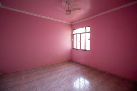 Quarto 1 de casa à venda com 3 quartos, 200m² em Vaz Lobo, Rio de Janeiro