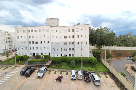 Apartamento à venda com 47m², 2 quartos e 1 vaga Apartamento à venda com 47m², 2 quartos e 1 vagaVista da Área de Serviço