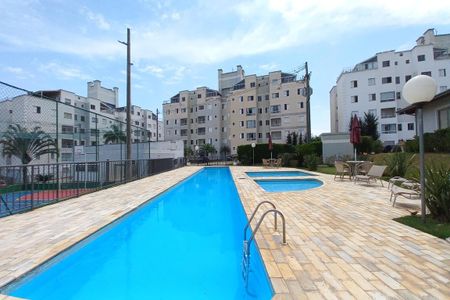 Apartamento à venda com 47m², 2 quartos e 1 vaga Apartamento à venda com 47m², 2 quartos e 1 vagaÁrea comum - Piscina