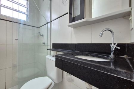 Apartamento à venda com 47m², 2 quartos e 1 vaga Apartamento à venda com 47m², 2 quartos e 1 vagaBanheiro