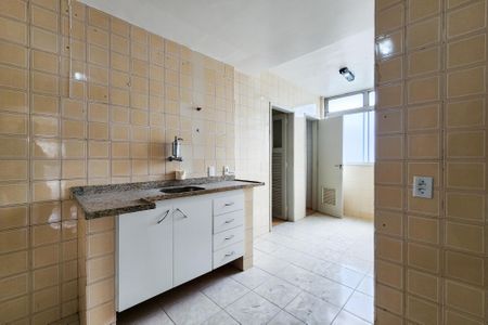 Apartamento à venda com 100m², 2 quartos e 1 vagaCozinha 