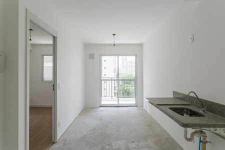 Sala/Cozinha de apartamento à venda com 1 quarto, 31m² em Vila Olímpia, São Paulo