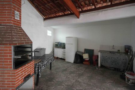 Casa para alugar com 210m², 3 quartos e 2 vagas