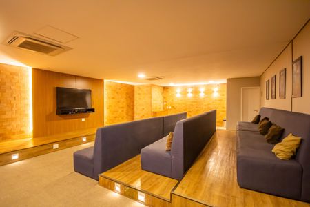 Apartamento à venda com 62m², 2 quartos e 2 vagas Apartamento à venda com 62m², 2 quartos e 2 vagasCinema