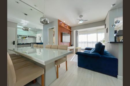 Apartamento à venda com 62m², 2 quartos e 2 vagas Apartamento à venda com 62m², 2 quartos e 2 vagasSala