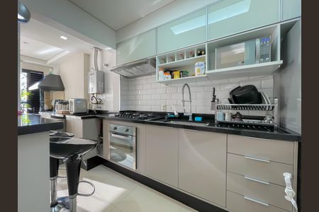 Apartamento à venda com 62m², 2 quartos e 2 vagas Apartamento à venda com 62m², 2 quartos e 2 vagasCozinha