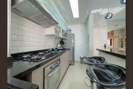 Apartamento à venda com 62m², 2 quartos e 2 vagas Apartamento à venda com 62m², 2 quartos e 2 vagasCozinha
