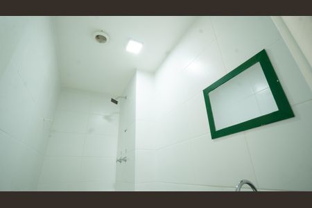 Apartamento à venda com 69m², 2 quartos e 2 vagasBanheiro Corredor