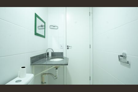 Apartamento à venda com 69m², 2 quartos e 2 vagasBanheiro Corredor