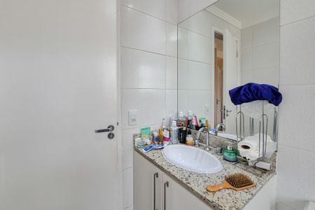 Apartamento para alugar com 107m², 2 quartos e 2 vagas Apartamento para alugar com 107m², 2 quartos e 2 vagasBanheiro da Suíte 1