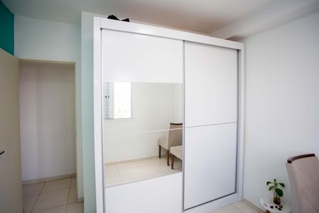 Apartamento à venda com 44m², 2 quartos e 1 vagaQuarto 2
