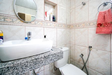 Casa para alugar com 120m², 2 quartos e sem vagaBanheiro 