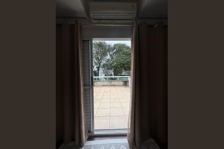 Casa à venda com 272m², 4 quartos e 2 vagasQuarto