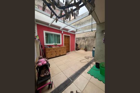 Casa à venda com 272m², 4 quartos e 2 vagasÁrea externa