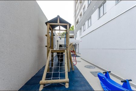 Apartamento para alugar com 28m², 2 quartos e sem vaga Apartamento para alugar com 28m², 2 quartos e sem vagaÁrea comum - Playground