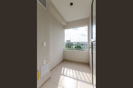 Sala - Varanda de apartamento para alugar com 2 quartos, 28m² em Jardim Jaragua (sao Domingos), São Paulo