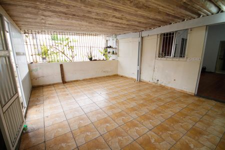 Casa para alugar com 272m², 2 quartos e 2 vagasGaragem