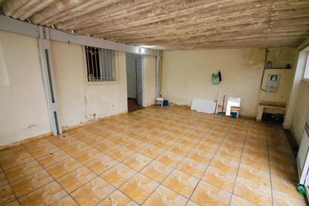 Garagem de casa para alugar com 2 quartos, 272m² em Melvi, São Paulo