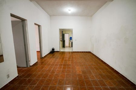 Casa para alugar com 272m², 2 quartos e 2 vagasSala