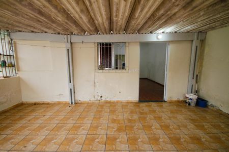 Garagem de casa para alugar com 2 quartos, 272m² em Melvi, São Paulo