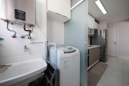 Apartamento à venda com 60m², 2 quartos e 1 vagaSala/Cozinha