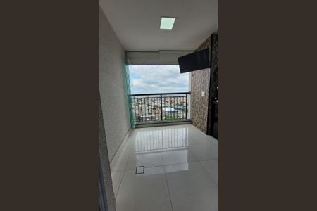 Apartamento à venda com 60m², 2 quartos e 1 vaga Apartamento à venda com 60m², 2 quartos e 1 vagaVaranda
