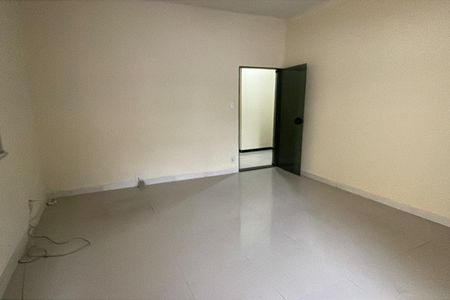 Casa para alugar com 160m², 4 quartos e 1 vagaSala