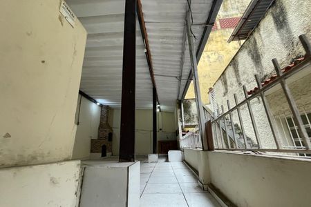 Casa para alugar com 160m², 4 quartos e 1 vagaQuintal