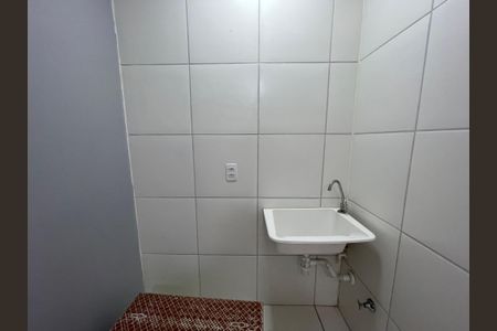 Apartamento para alugar com 35m², 2 quartos e sem vaga Apartamento para alugar com 35m², 2 quartos e sem vagaCozinha e Área de Serviço