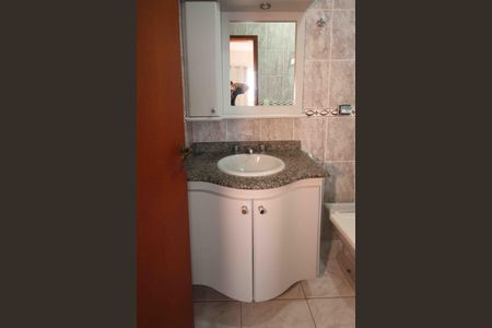 Casa de condomínio à venda com 89m², 3 quartos e 2 vagas