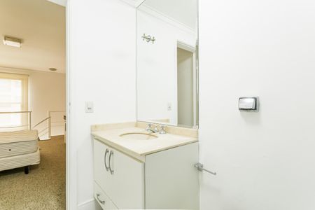 Banheiro de apartamento para alugar com 1 quarto, 40m² em Vila Olímpia, São Paulo
