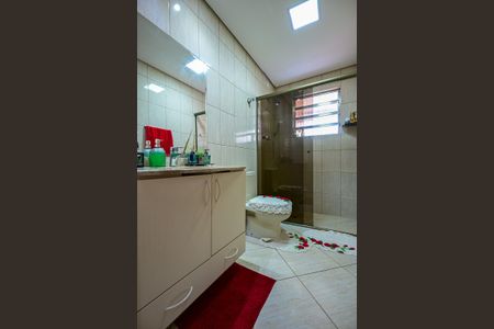 Casa à venda com 224m², 3 quartos e 4 vagasBanheiro