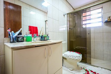 Casa à venda com 224m², 3 quartos e 4 vagasBanheiro