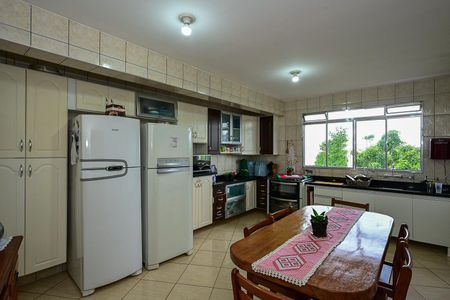Casa à venda com 224m², 3 quartos e 4 vagasCozinha